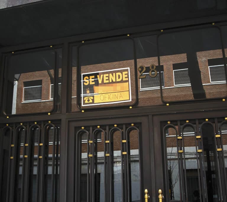 La compraventa de viviendas bajará en 2023 un 2,6% pero los precios repuntarán un 4,4%