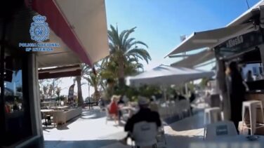 Así ha detenido la Policía a un fugitivo polaco en una terraza de Marbella