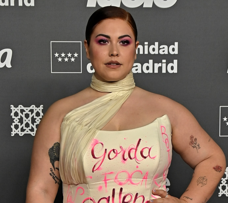 El enfado de Marta Pombo y los looks reivindicativos marcan los premios Ídolo