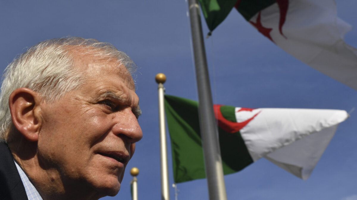 Borrell pide en Argelia el fin de las trabas comerciales impuestas a España