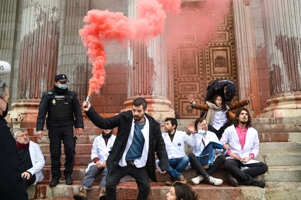 Acción de Rebelión científica en el Congreso en abril de 2022.