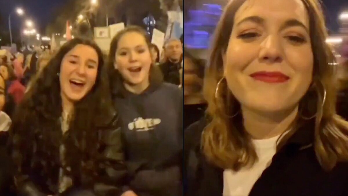 El polémico vídeo de Pam con unas jóvenes que cantan "qué pena que la madre de Abascal no pudiera abortar"