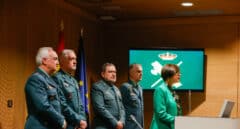 ¿Qué hacen cuatro tenientes generales en la dimisión de la directora de la Guardia Civil?