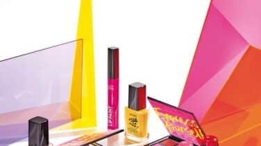 Avon lanza una nueva colección de maquillaje inspirada en el color rosa