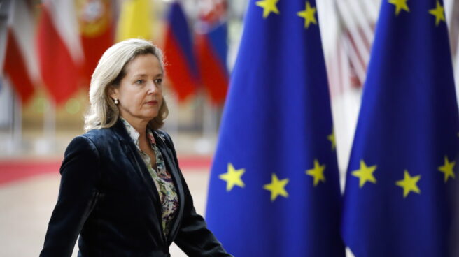 Los países del euro acuerdan recuperar los límites de gasto público La Vicepresidenta Primera y Ministra de Economía de España, Nadia Calvino, al inicio de la reunión de ministros de Hacienda del Eurogrupo en Bruselas