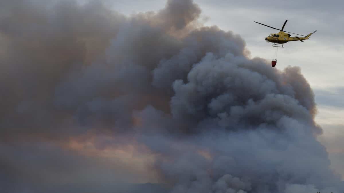 El incendio de Castellón avanza sin control tras quemar 3.000 hectáreas