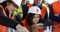 Encuestas en Madrid: Ayuso roza la absoluta y el PSOE naufraga en la capital con Reyes Maroto