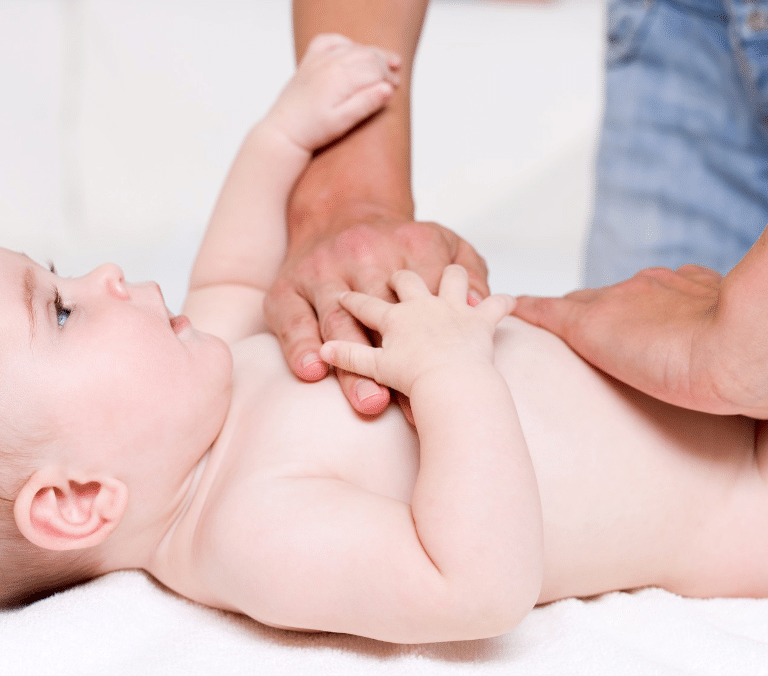 Fisioterapia respiratoria, un tratamiento ideal para ayudar a curar las infecciones pulmonares infantiles