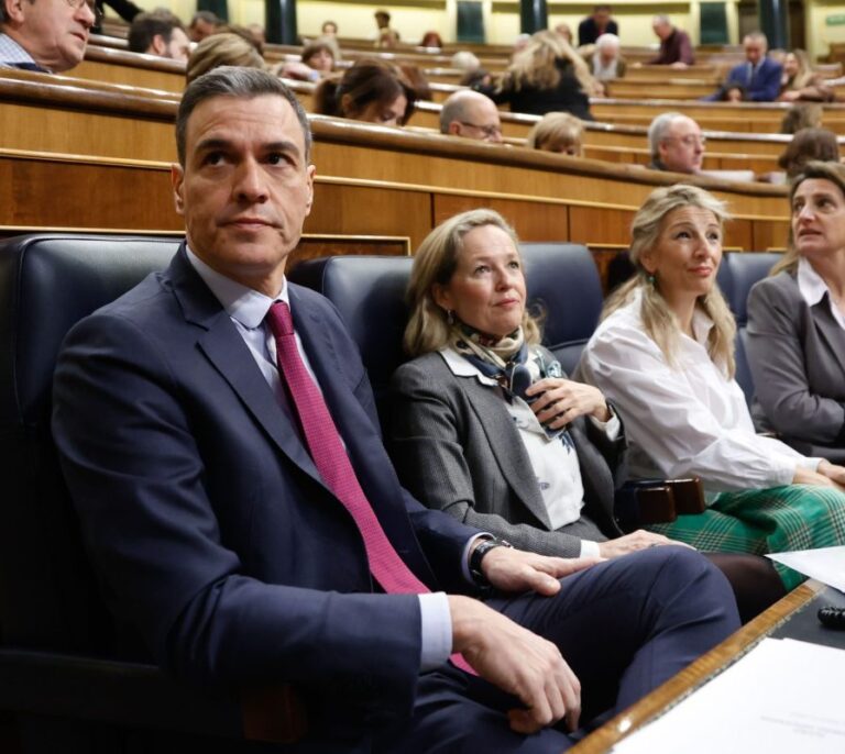 Del 'pacto del abrazo' al choque del 'sí es sí': las 11 ocasiones en la que PSOE y Podemos han votado divididos