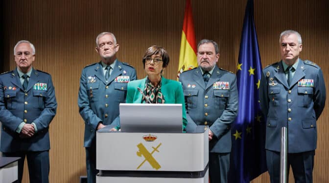 Malestar en los mandos de la Guardia Civil por la imagen en la despedida de la ex directora general 
