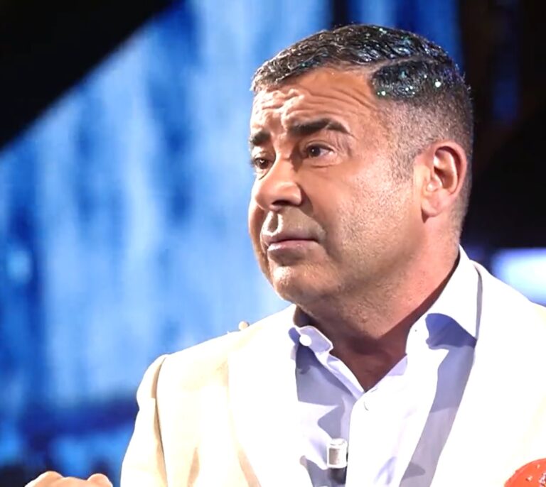Jorge Javier Vázquez sortea el código ético de Mediaset y ataca la tauromaquia