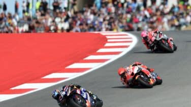 El brutal choque entre Marc Márquez y Miguel Oliveira en la primera carrera de la temporada de Moto GP