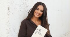 Mónica Carrillo: "Las críticas a mis microcuentos me las tomo a risa"