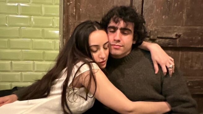 Pili sale con Diego, el vocalista de Carolina Durante Pili sale con Diego, el vocalista de Carolina Durante