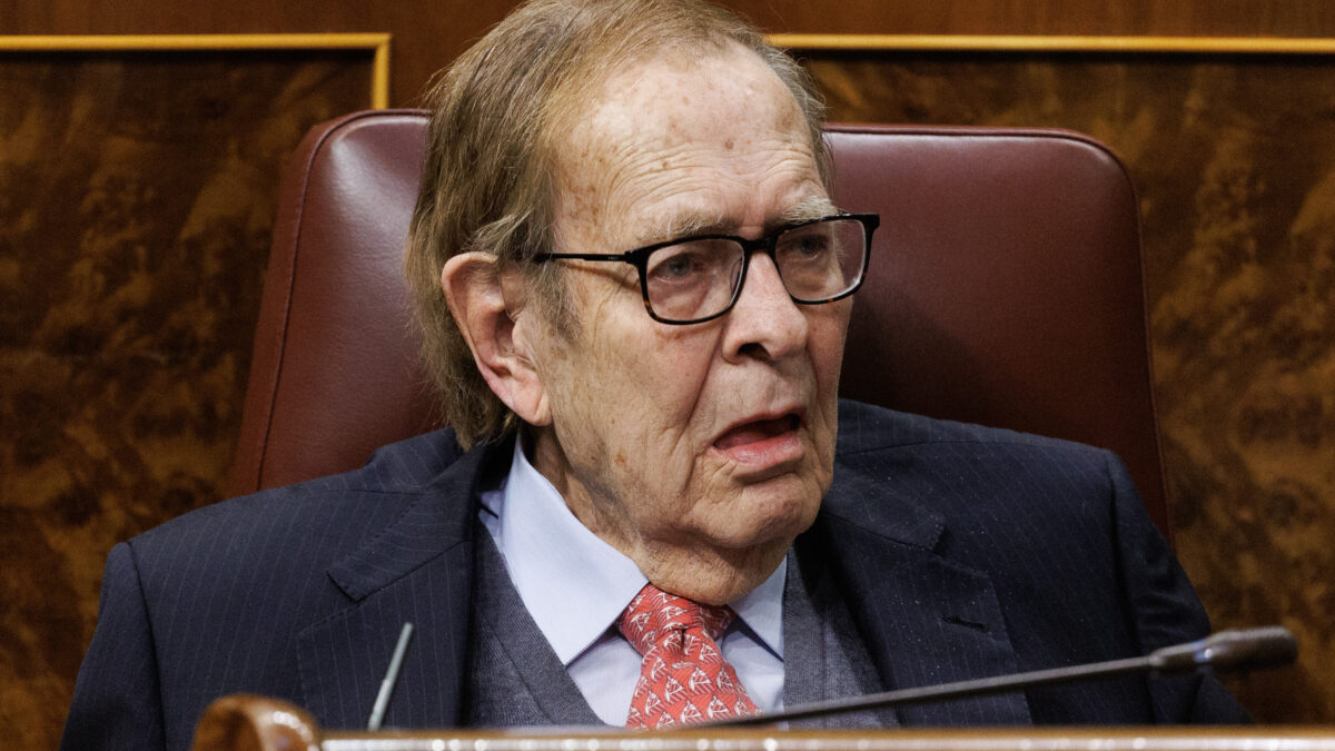 Ramón Tamames, durante el debate de la moción de censura en el Congreso de los Diputados.