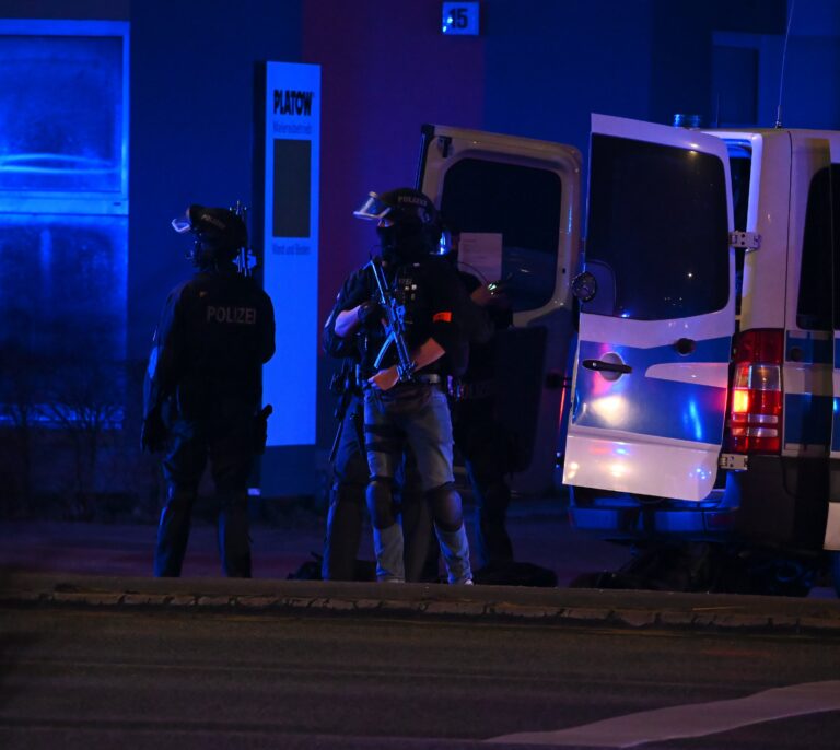 Al menos seis personas mueren en un tiroteo en Hamburgo