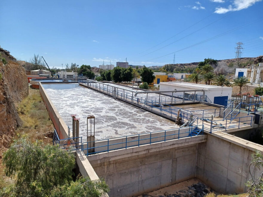 Veolia y Agbar ofrecen su experiencia y su tecnología para garantizar el acceso universal al más básico de los recursos: el agua. Depuradora de Las Burras, en el sur de Gran Canaria.