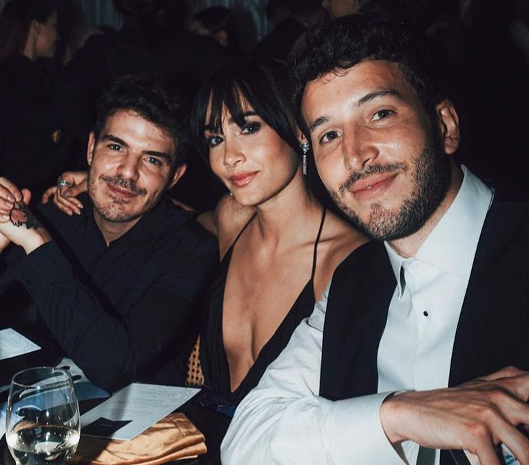 Aitana y Yatra, rodeados de estrellas en la multitudinaria boda de Lele Pons