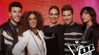 La 1 reacciona al estreno de 'La voz kids' y mueve 'Cover Night': así queda la programación