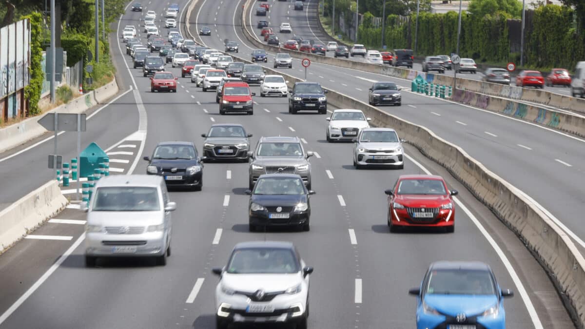 Atascos en todas las carreteras de salida de Madrid