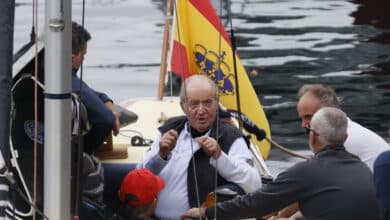 El rey Juan Carlos se pronuncia y desmiente tener una hija llamada Alejandra