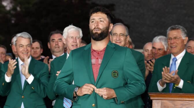 Jon Rahm entra en el Olimpo del golf español y gana su primera chaqueta verde en Augusta