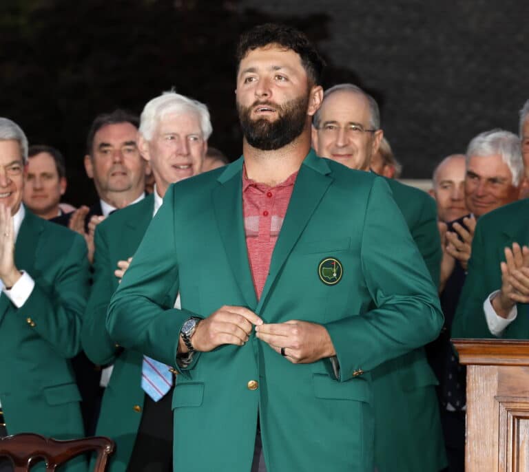 Jon Rahm entra en el Olimpo del golf español y gana su primera chaqueta verde en Augusta