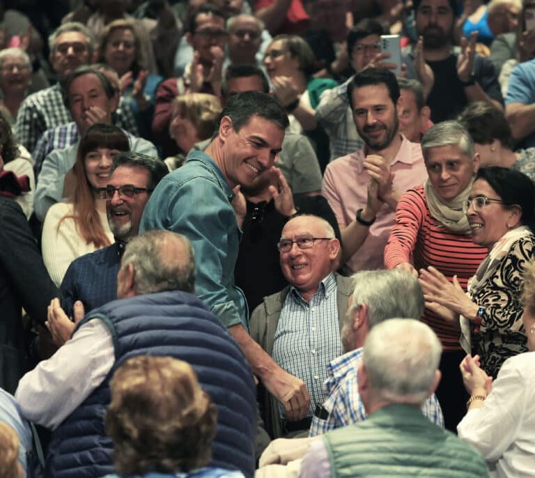 Sánchez carga contra la derecha: "Vox niega los efectos del cambio climático y el PP actúa como si no existiera"