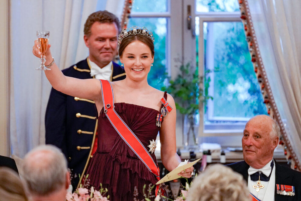 Ingrid Alexandra de Noruega durante la celebración de su 18 cumpleaños en el palacio de Oslo