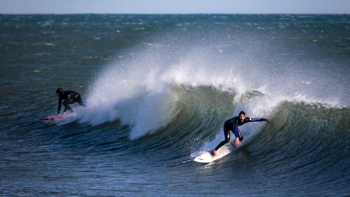 Vientos de más 100 km/hora y olas de 9 metros ponen en riesgo "importante" a la costa cantábrica