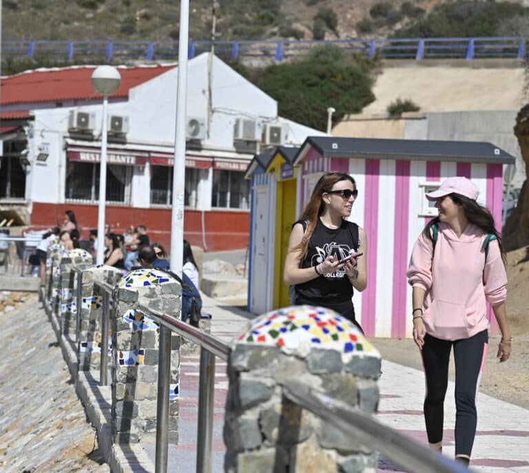 España se prepara para temperaturas de verano: hasta 33 grados en el sur a partir del lunes