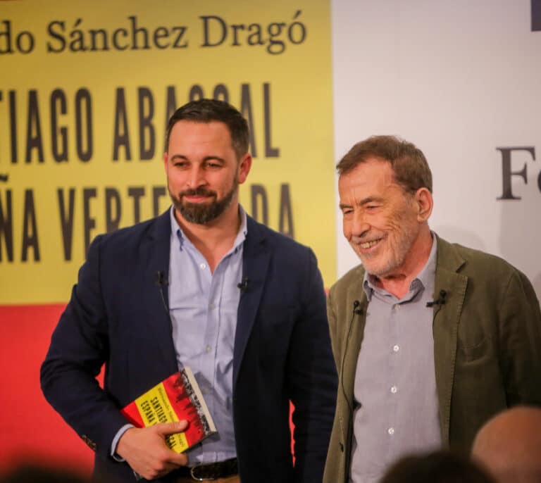 Vox recuerda a Dragó: "Hombre auténtico" y "lobo feroz"