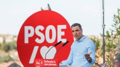 El PSOE asume sacar la reforma del 'sí es sí' con el PP tras el nuevo portazo a Podemos
