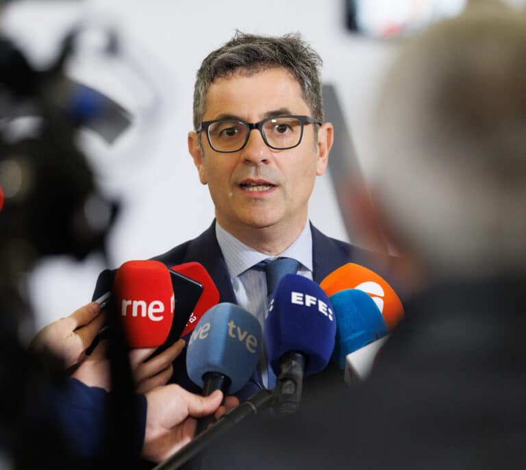 Bolaños se erige en salvador de Doñana frente al PP y Vox que "quieren depredar el medio ambiente"
