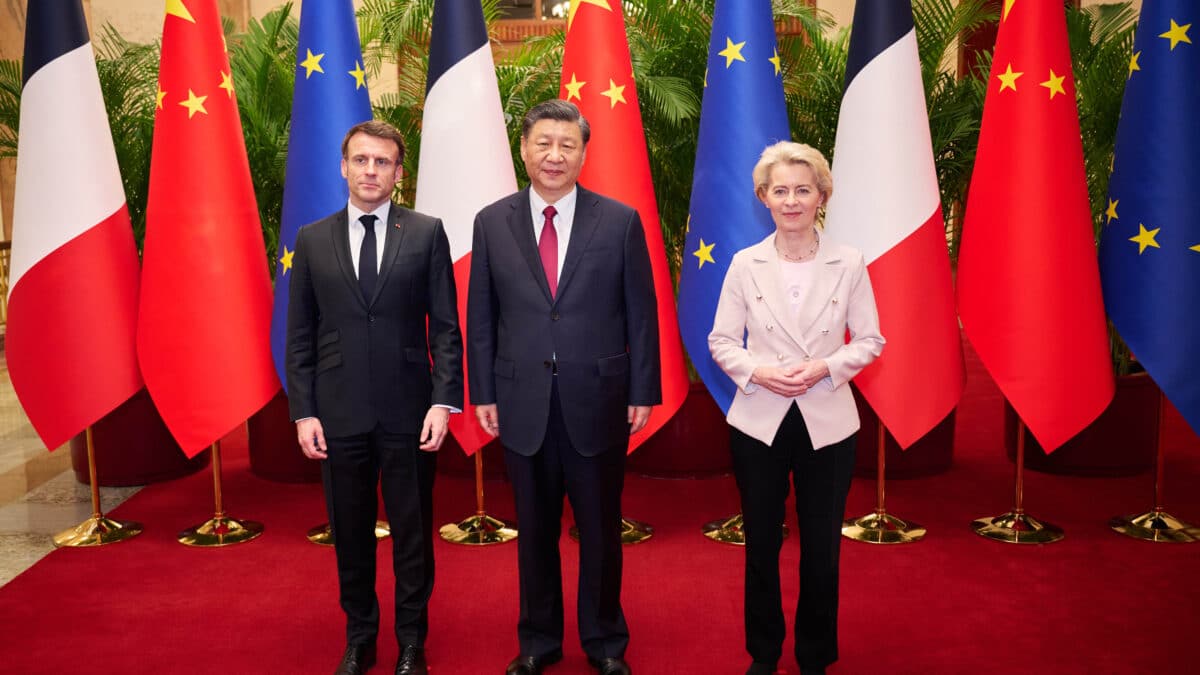 Macron, Xi Jinping y Ursula Von der Leyen en Pekín