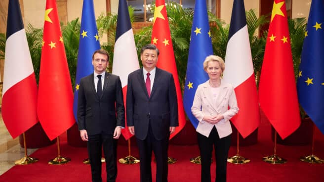 Macron, Xi Jinping y Ursula Von der Leyen en Pekín