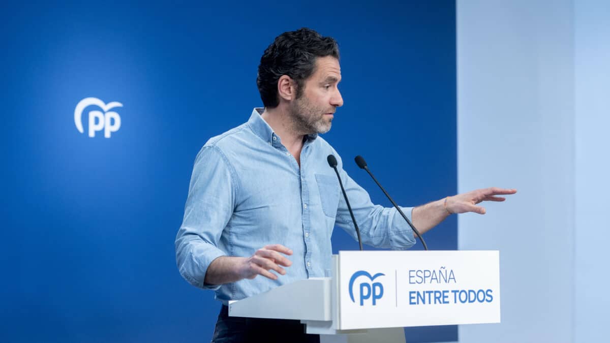 El PP reniega de la "derechita cobarde" de Vox y alerta a Sánchez sobre Sumar: "Ojo con las marcas blancas"