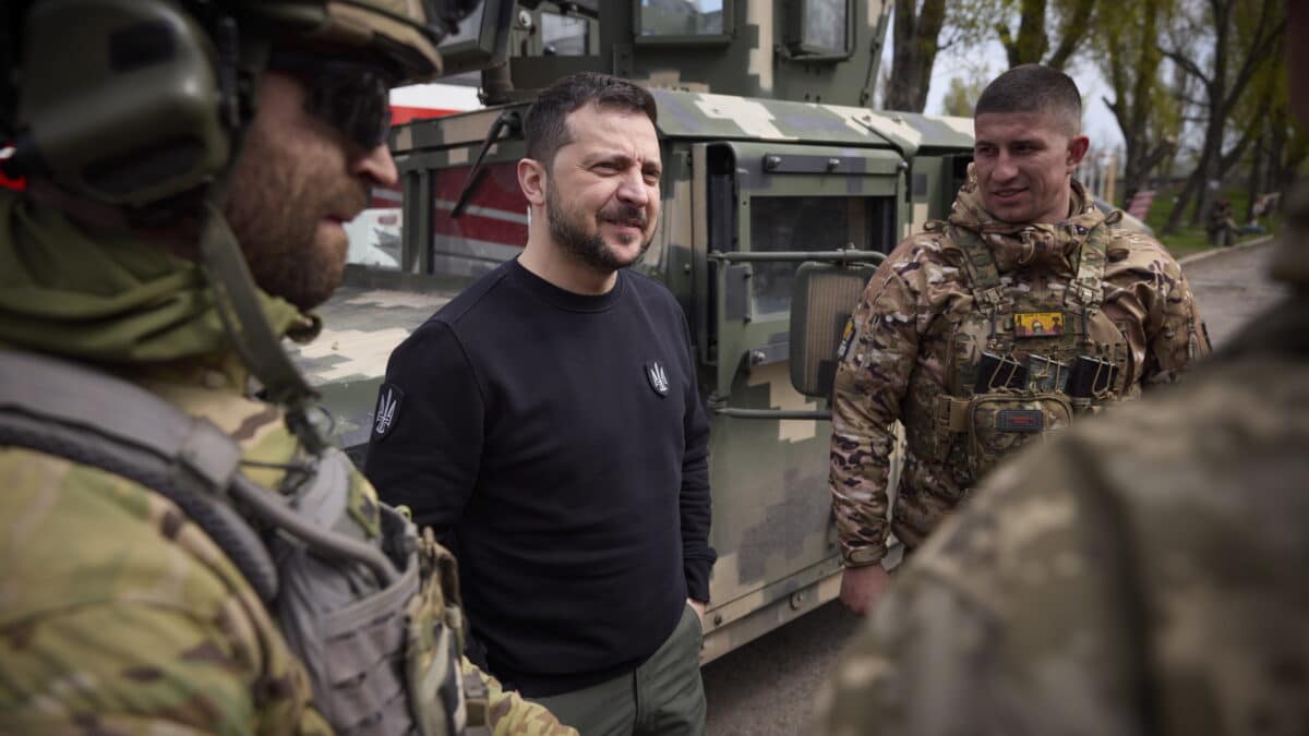 El presidente Zelenski con las tropas en Avdiivka