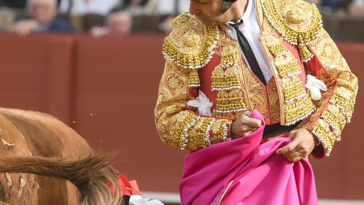 Festejo de Domingo de ResurrecciÛn en Sevilla