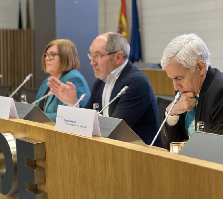 Formar a expertos en microchips, el gran reto del PERTE de los semiconductores