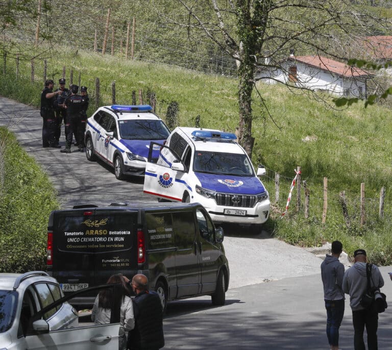 Un hombre se suicida tras matar a un vecino en un caserío de Irun
