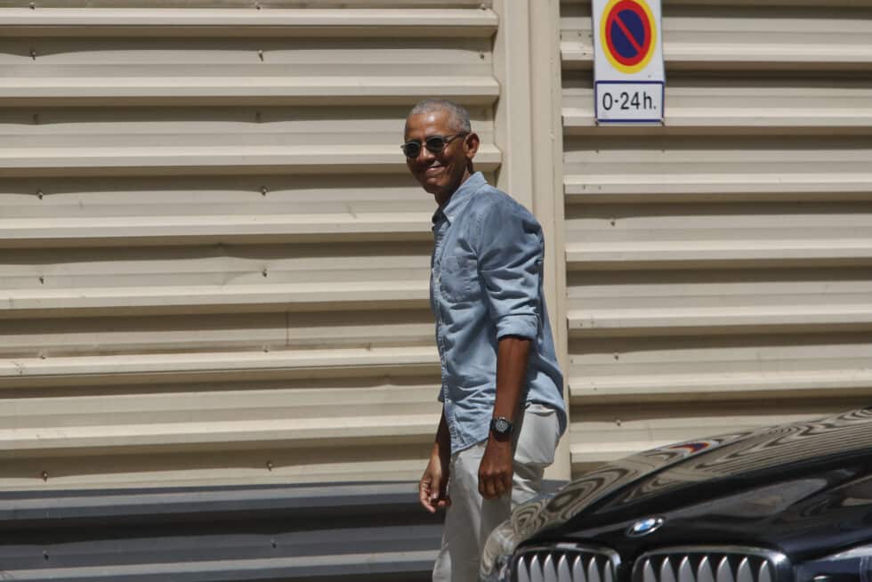 El expresidente norteamericano Barack Obama tras visitar la Sagrada Familia de Barcelona en el marco de su visita privada a la capital catalana