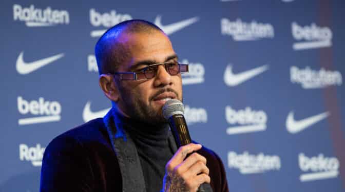 Los hijos de Dani Alves estudiarán el próximo curso en Barcelona