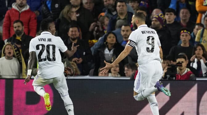 El Real Madrid destroza al Barcelona con una goleada histórica para meterse en la final de Copa