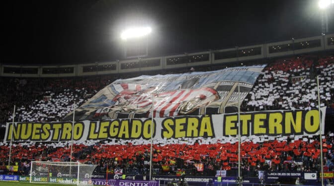 120 velas de rojo y blanco