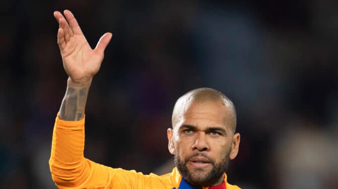 Dani Alves vuelve a pedir su puesta en libertad e insiste en que las imágenes lo exculpan