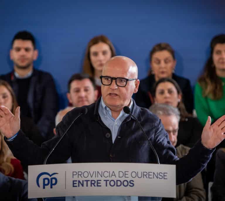 La Guardia Civil sanciona al presidente de la Diputación de Ourense por conducir a 215 kilómetros por hora a Madrid
