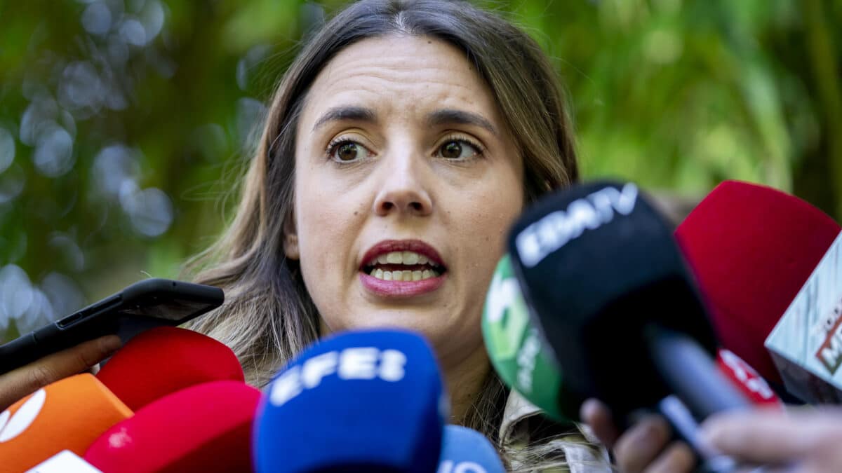 Irene Montero eleva el tono contra el pacto PSOE-PP y estudia replicar en la ley del sí es sí