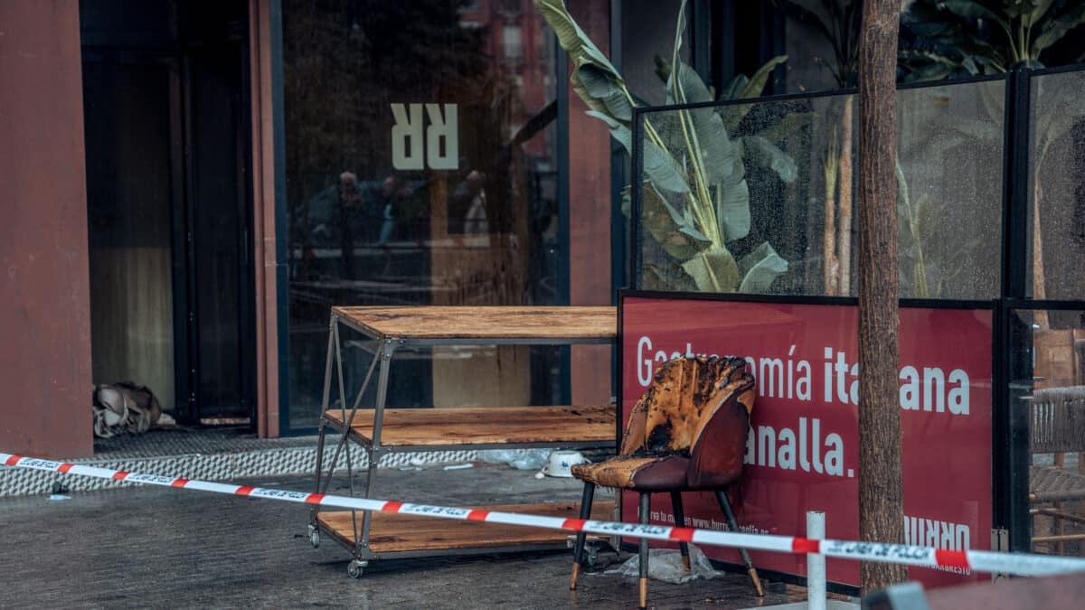 "Una ratonera" que ardió en "diez segundos", así fue el incendio de un restaurante en Madrid