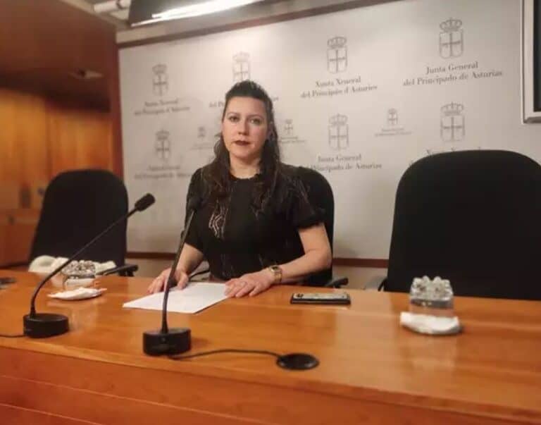 Una diputada de Podemos que deja el partido por no sentirse identificada apoya a Yolanda Díaz